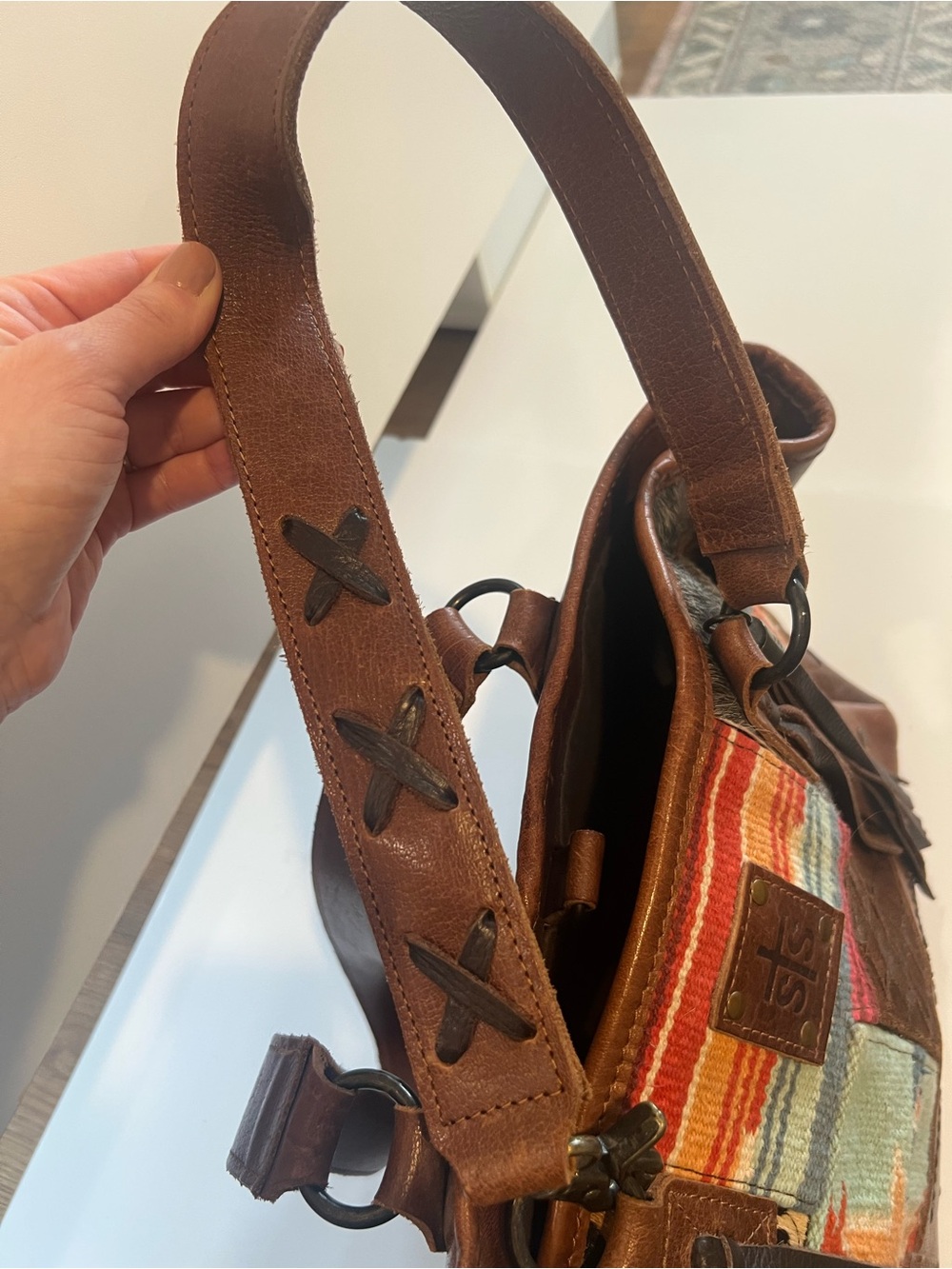 STS Ranchwear Chaynee Mountain (??) Multi-Material Patch Shoulder Bag - Picture 15 of 16